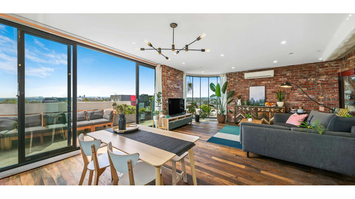 messmate wirebrushedfinish lobauvoilrecycled engineered flooring house interior