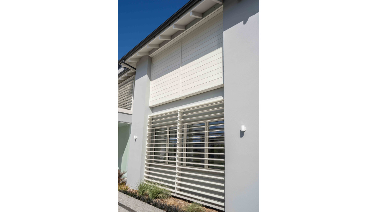 180 Gulf Harbour Louvres lr3