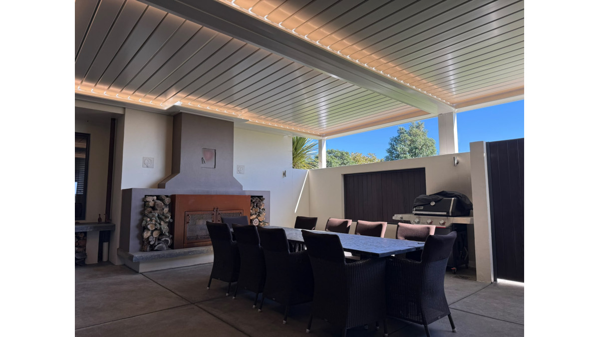 200 35 Slimline Roofs with Inside face lighting (3)
