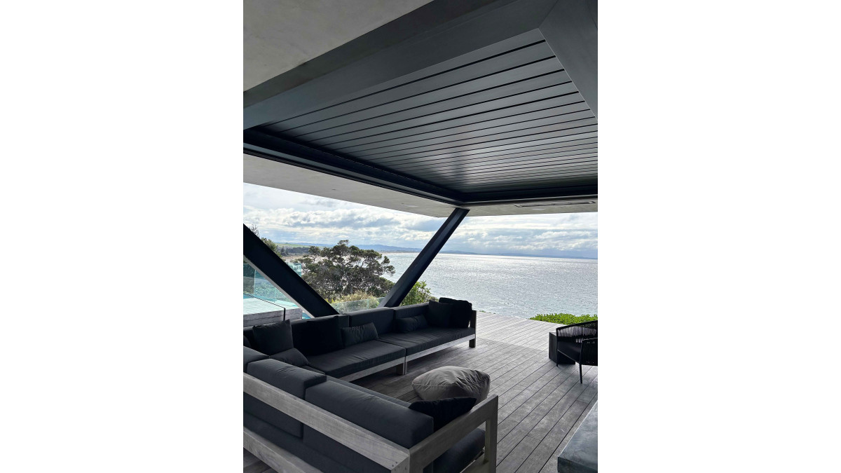 Retract Roof Waipu