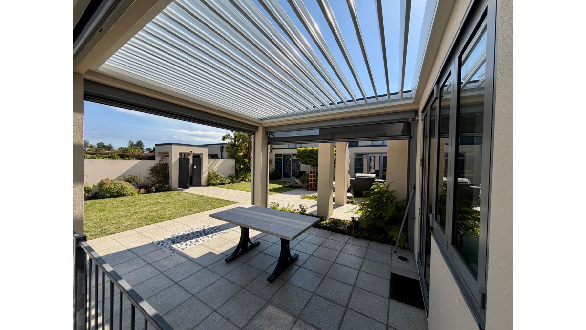 200 Suburban Roof (1)