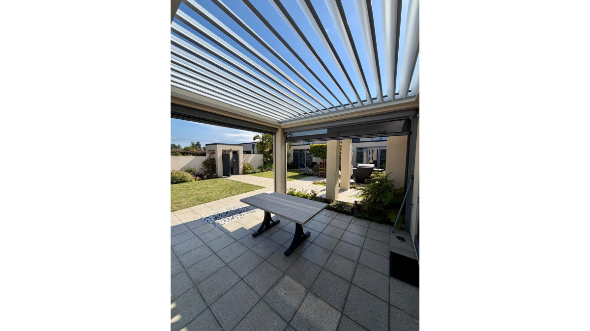 200 Suburban Roof (5)