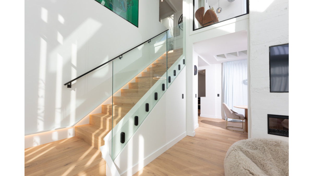 pf150 point fix balustrade system metro glass