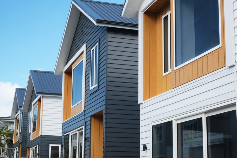 Mid-tone Woodgrain Finishes for Aluminium Products