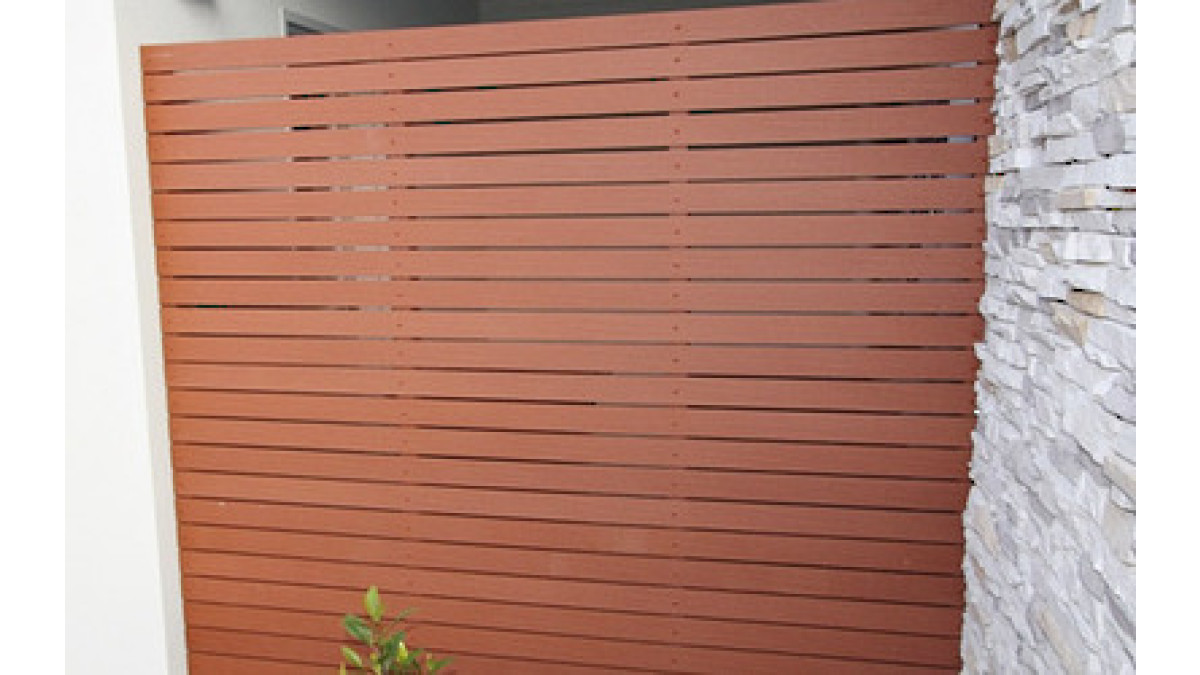 EnviroSlat Fence 6