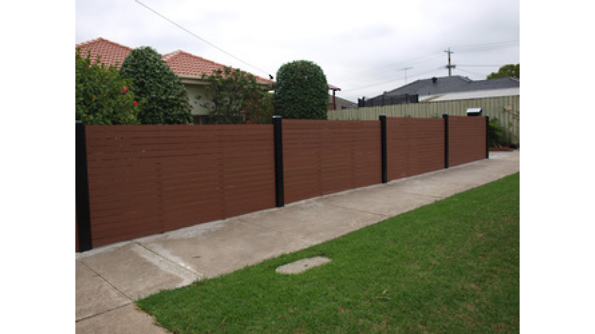 EnviroSlat Fence 9