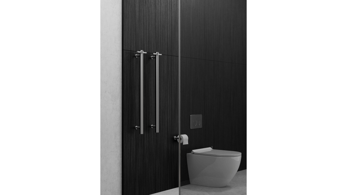 Heated Vertical Tower Rail Brushed Nickel