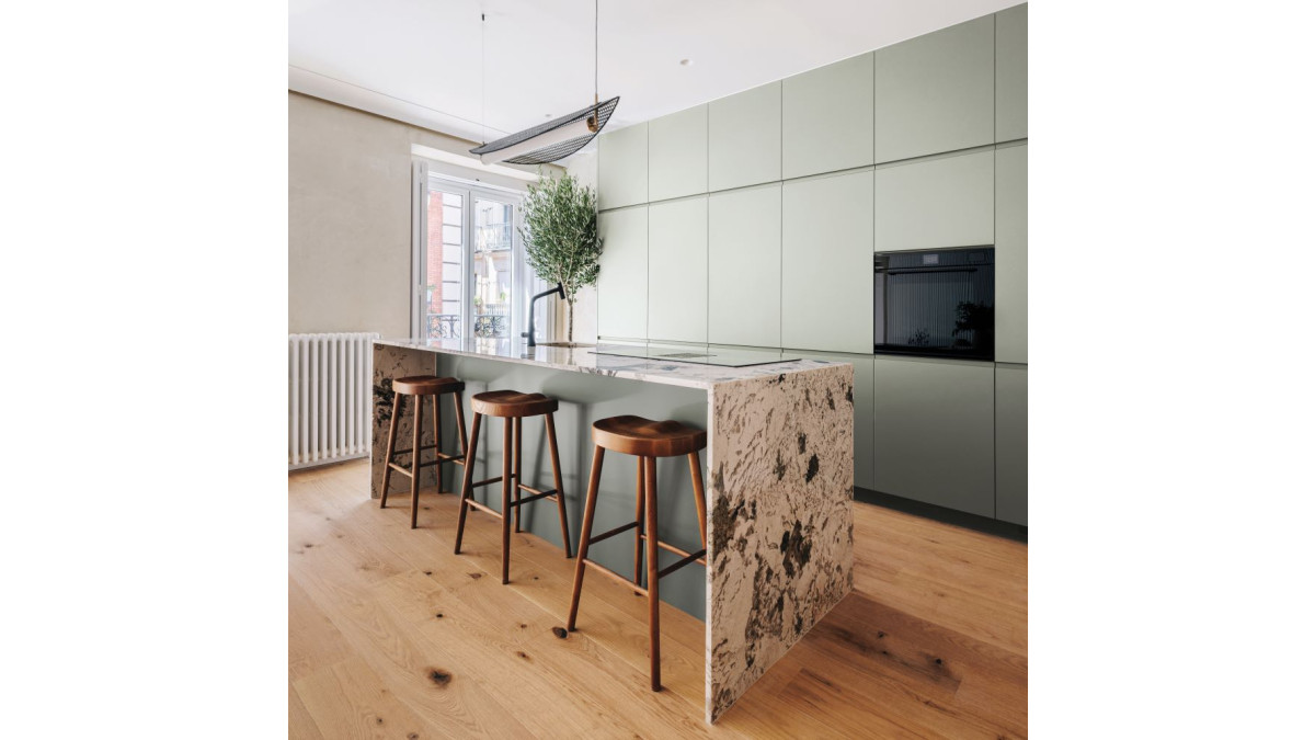 2023 Bestwood Pistachio 5642130 v1.00 CMYK