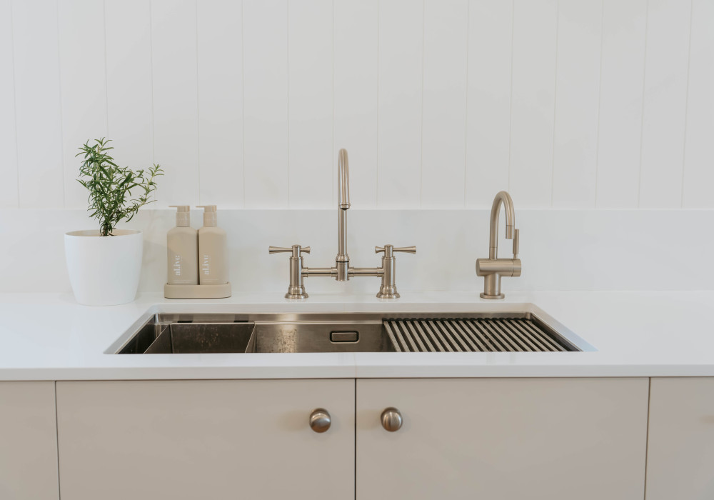 Mercer Residential Sinkware Collection