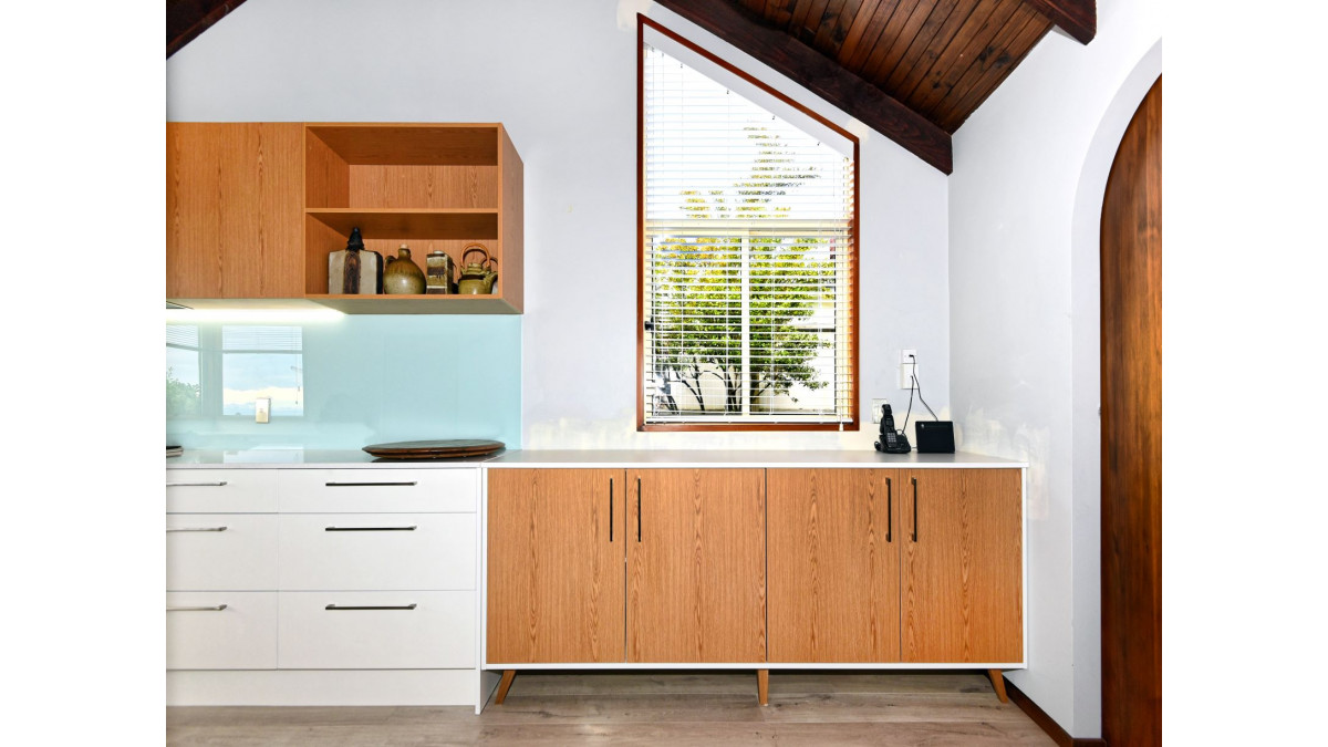 Prime Mel Sovereign Oak Sarah Makin Designer for Kitchen Studio Christchurch small