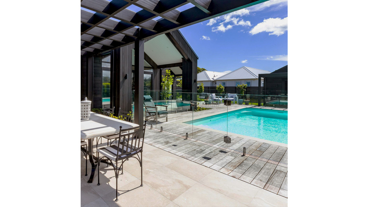 pool fence mini posts