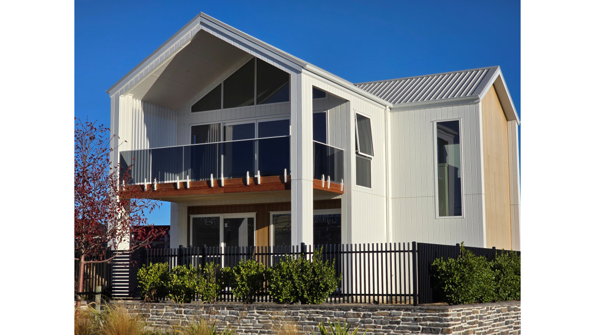 SP13 White Taupo 2