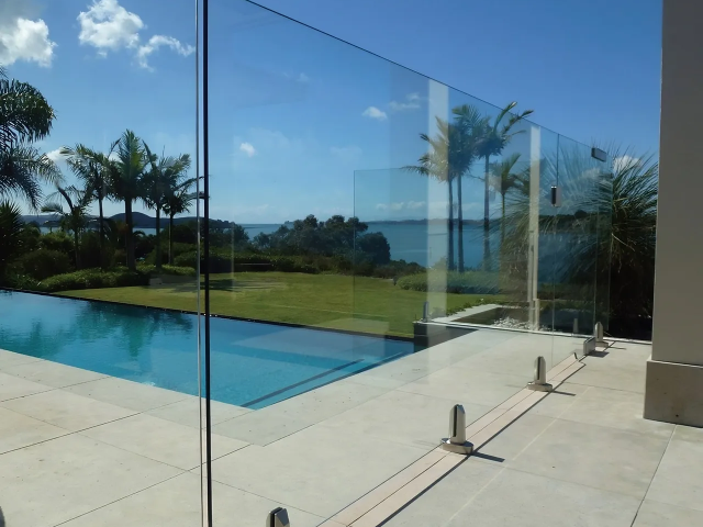 SP10 Tilt-Lock® Oval Base Mini Post Balustrade