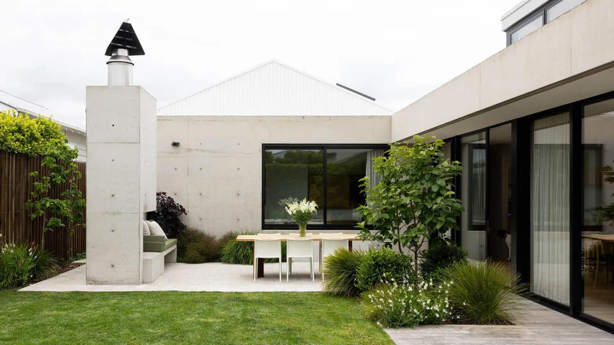 PeterFell Walker Road by Matt and Alex Farrell Intact PFL 155 WALL