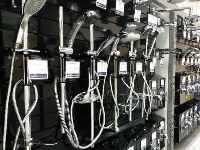 Plankwall Commercial Display & Storage System