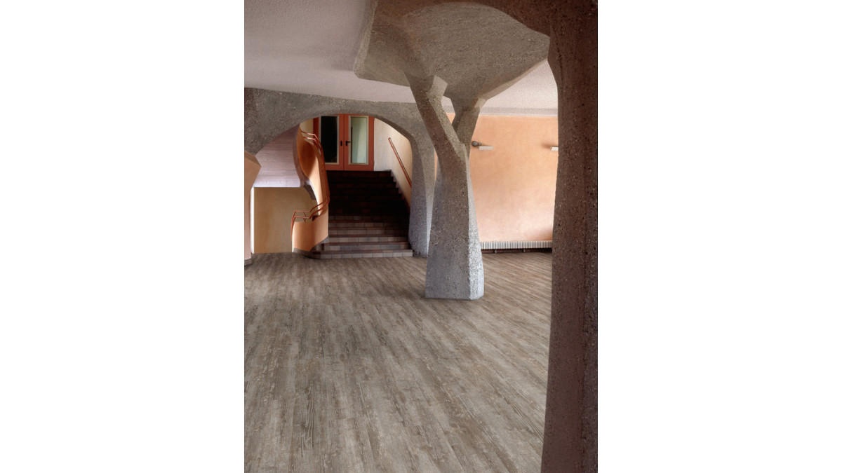 CF 9883 Entrance Reclaimed Pine 9883