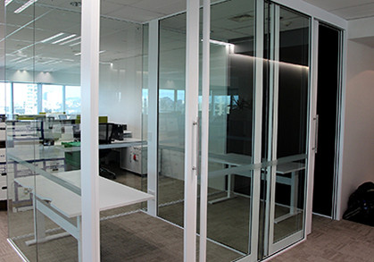 E Series 132 - Aluminium Partition System