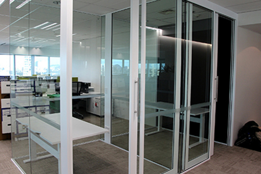 E Series 132 - Aluminium Partition System
