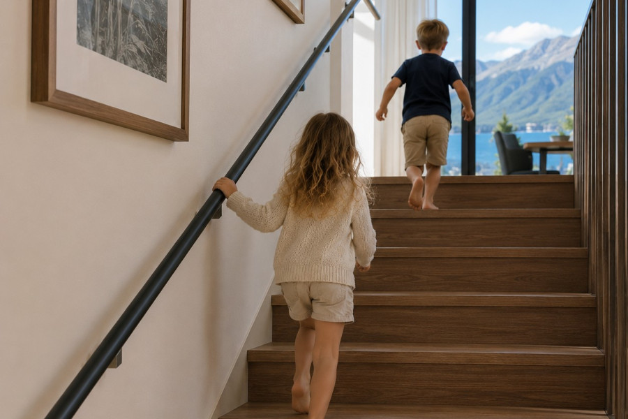 Promenaid® 2.0 | Modular Aluminium Handrail System with Channelux™ Lighting