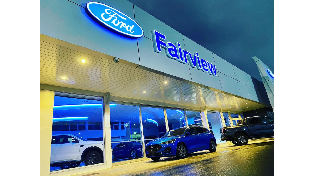 Ford Showroom
