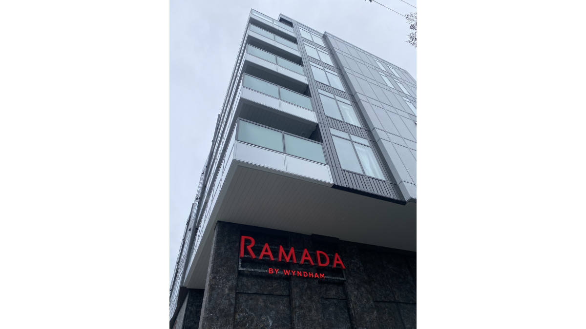 ed Ramada Newmarket balconies