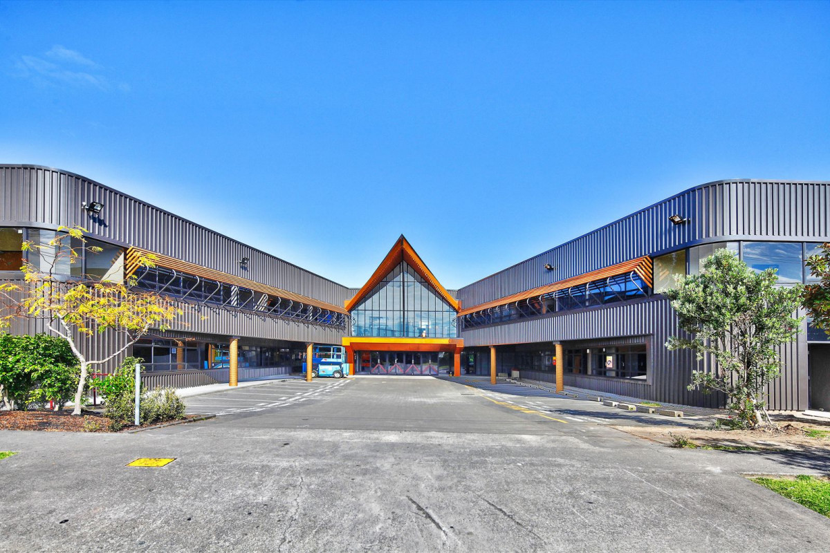 Roofing Industries Ribline 800 EBOSS