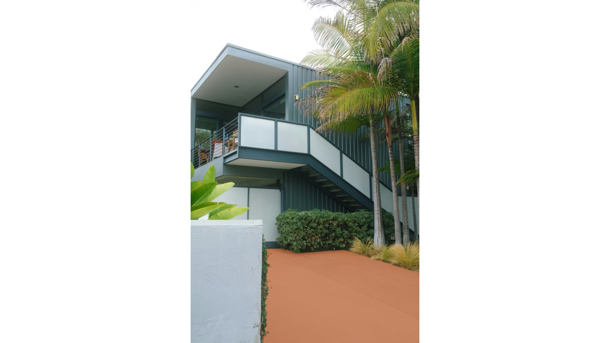 3. Anti Slip coloured coating Signal Orange 2 Large
