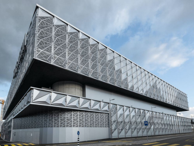 ALUCOBOND A2 Cladding System 