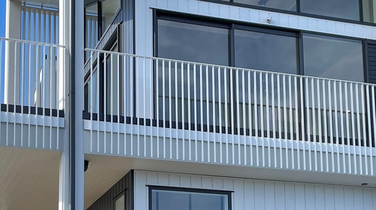 Balustrades - Fin & Slat