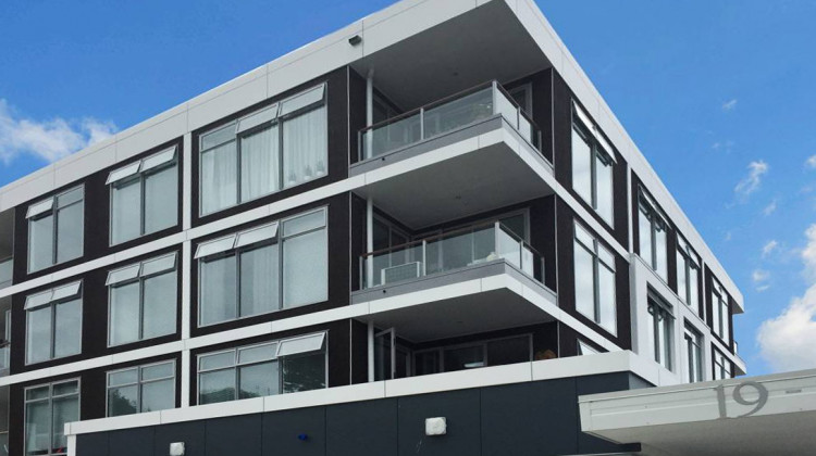 Balustrades – Semi-frameless Glass