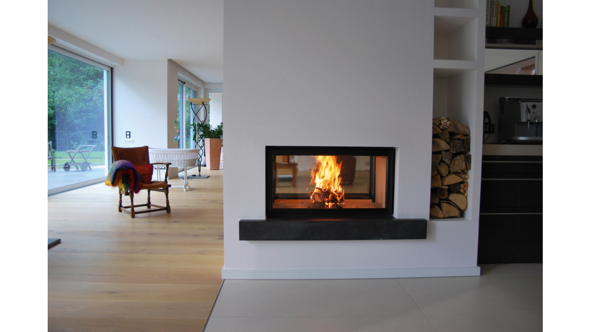 Sparther Double Sided Wood Fire 1 lo res