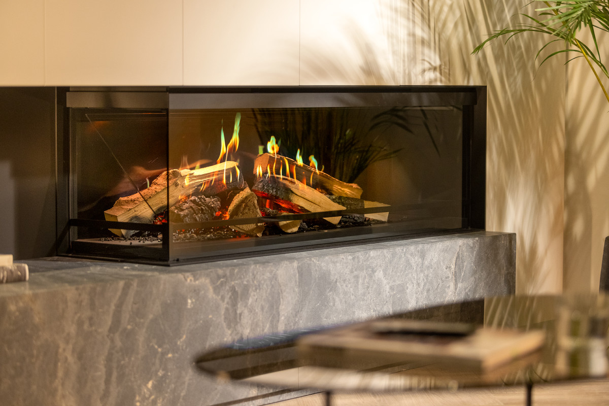 Kalfire E-one Holographic Electric by The Fireplace – EBOSS