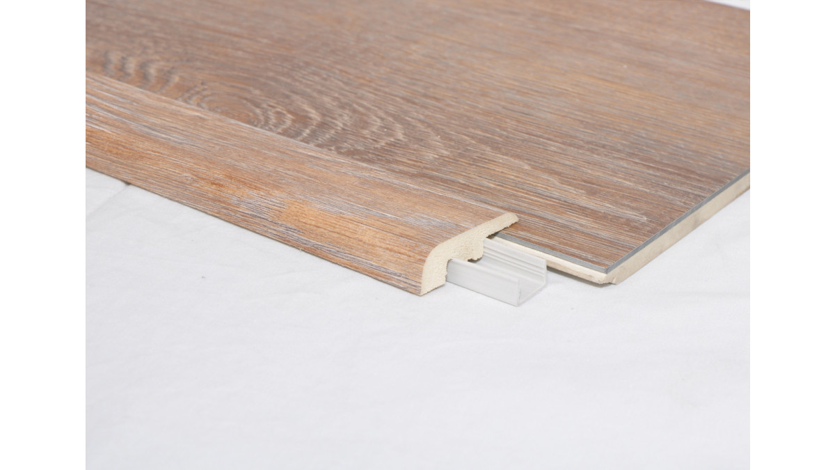 EBOSS CLASSIC OAK square nose trim