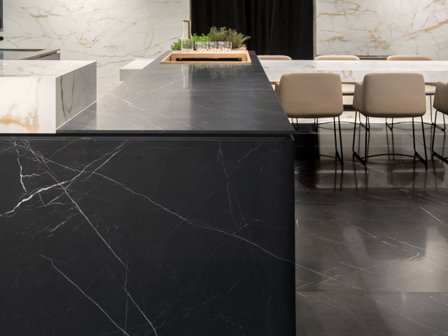 Ultra Nero Marquina