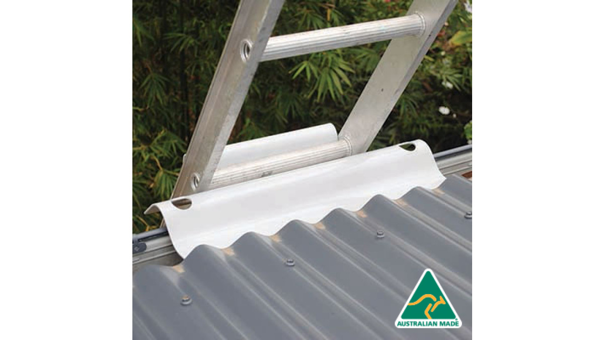 Fixed LadderLink ladder stabilizer
