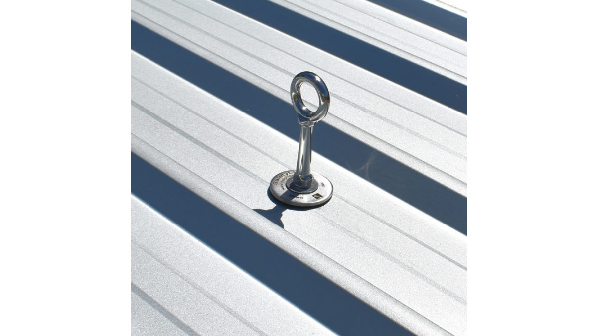 Retro roof anchor 600x600