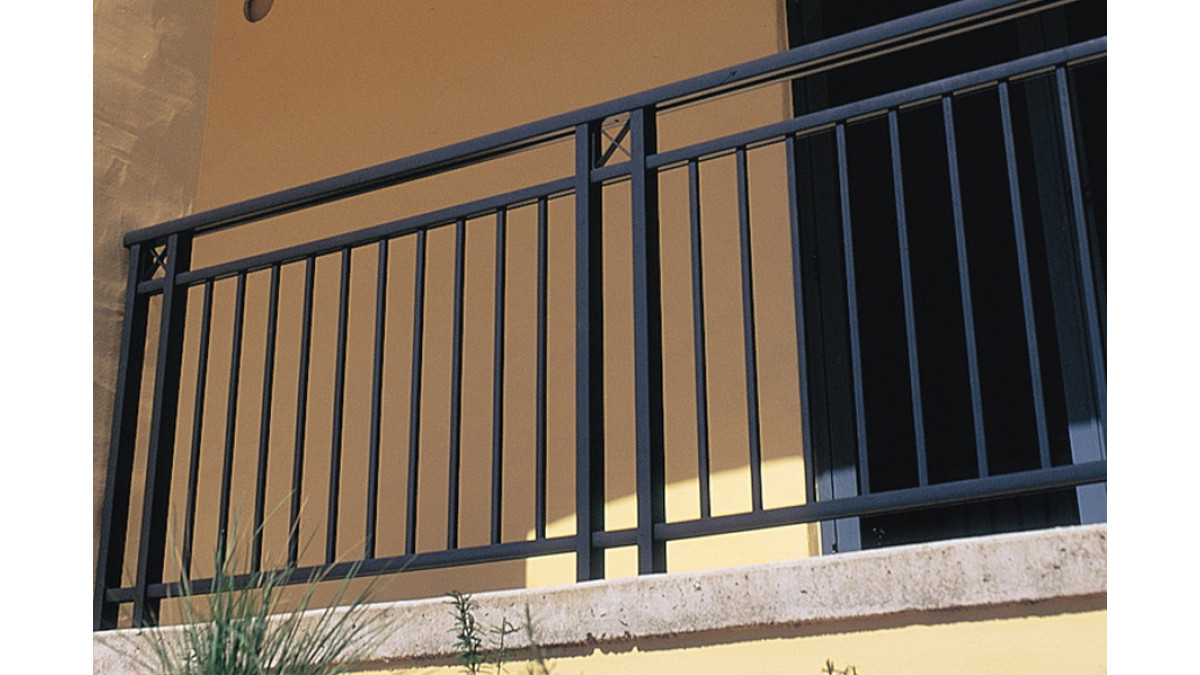 Unex Wilton Double Post Balustrade