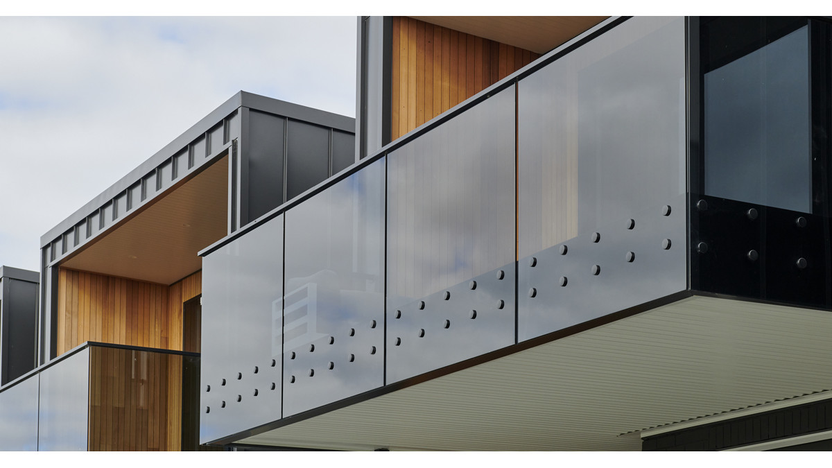 unex arena points frameless glass balustrade