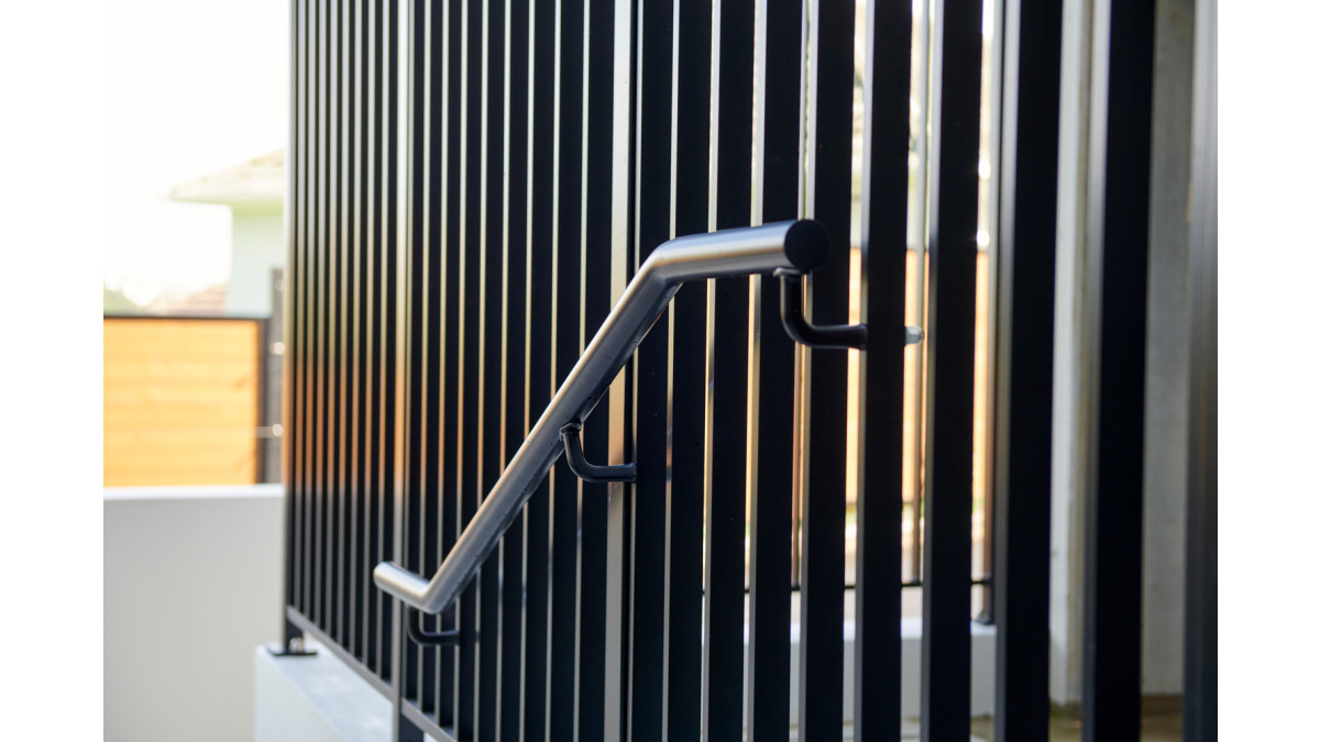Unex Handrail
