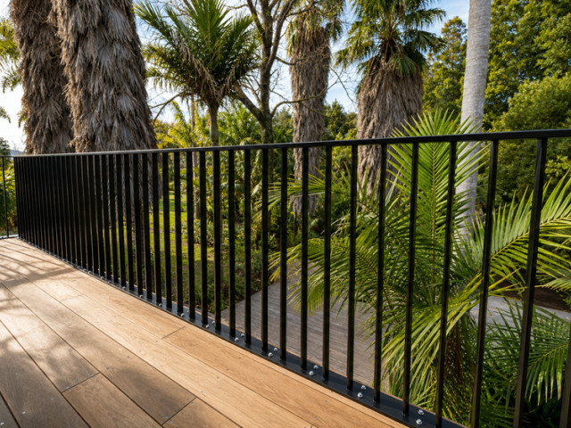 Topline Balustrade