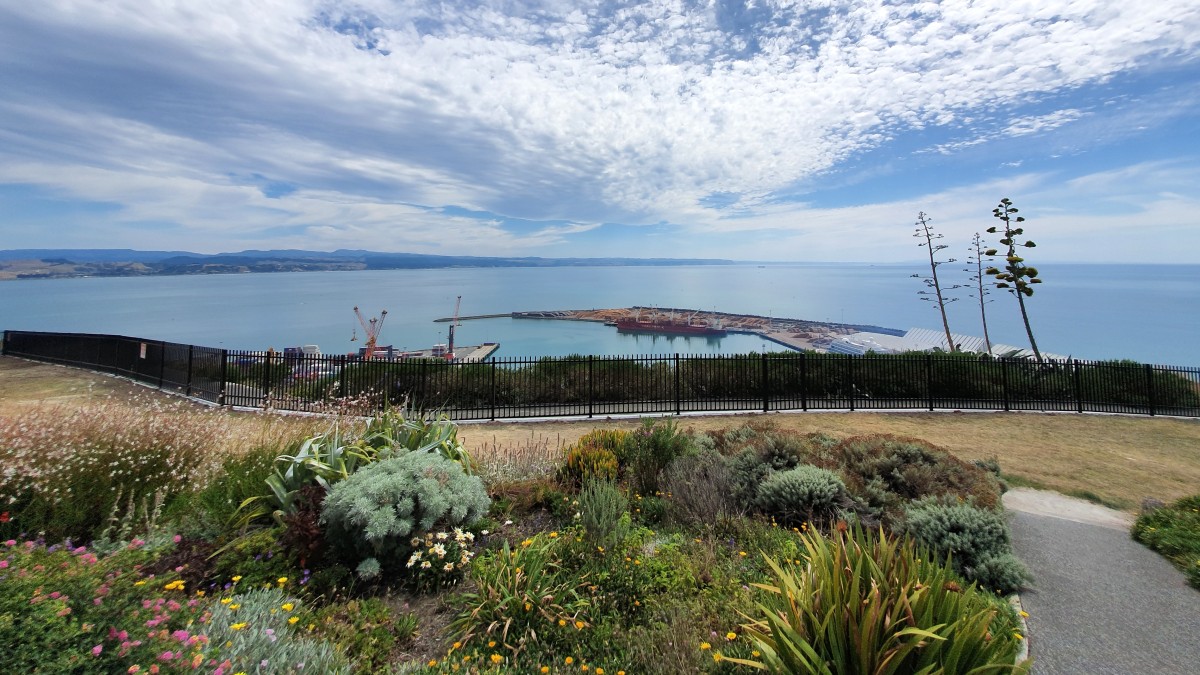 5 1.2m Assure installed studded side up at Nelson Port Lookout 2