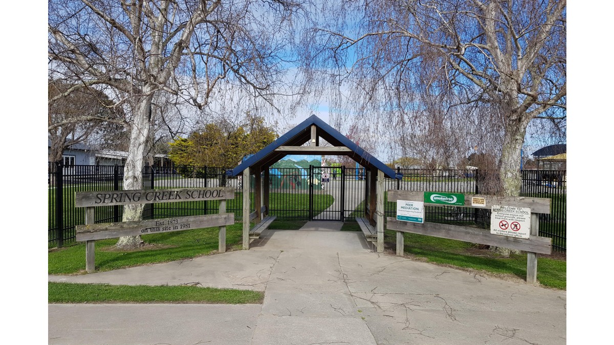 9a 1.8m Assure fence with pedestrian gate installed at Spring Creek School