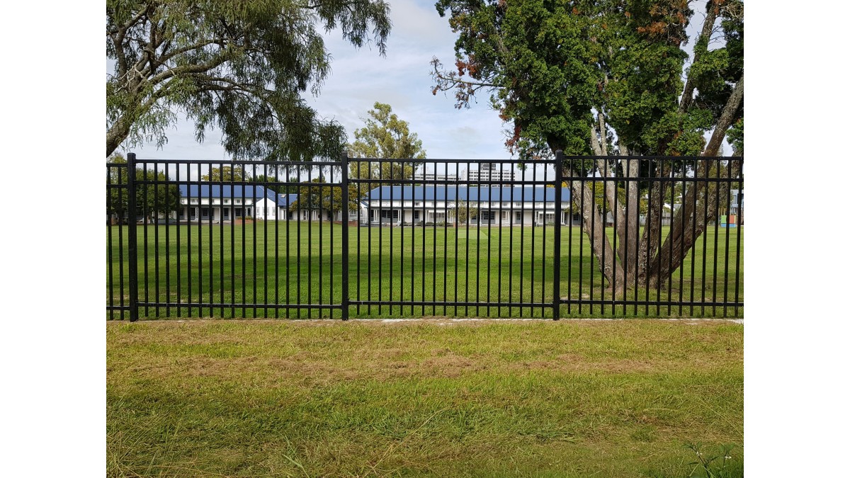 8 1.8m Assure HD fence installed at Hamilton West School