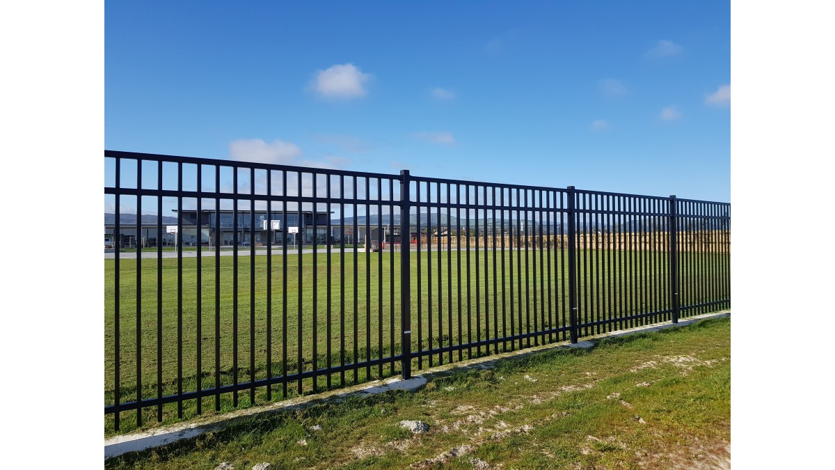 9 1.8m Assure HD fence at Westmount High School