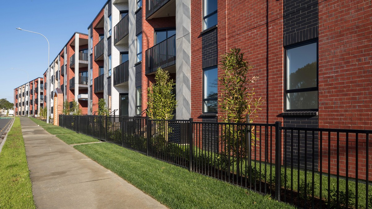 1a 1.2m Premier Fence installed at Kokhihi Apartments Auckland