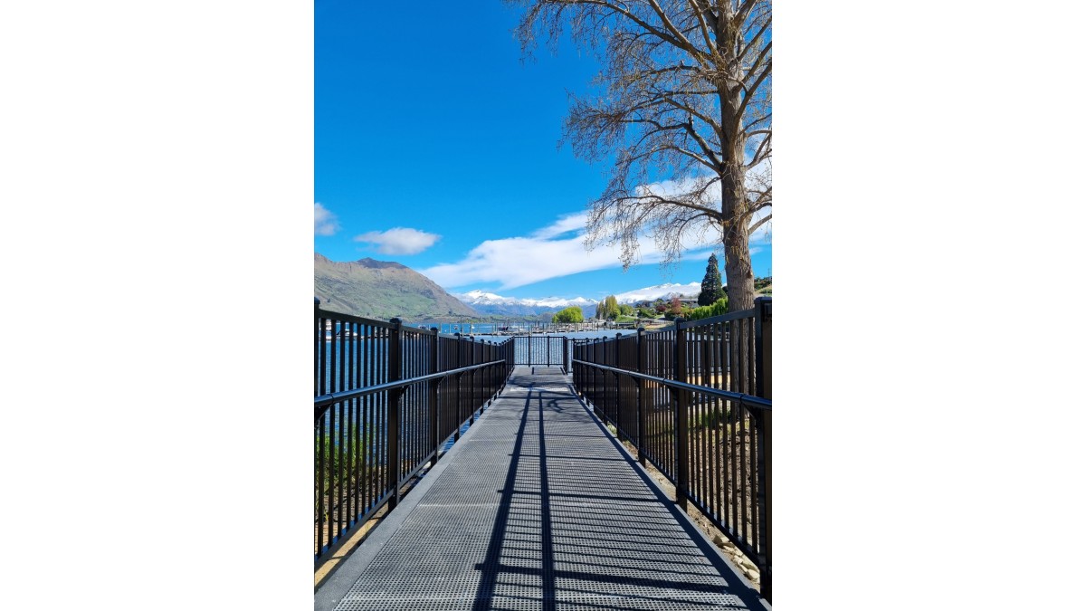 5 1.2m Premier Balustrade Fence installed at Wanaka Boardwalk