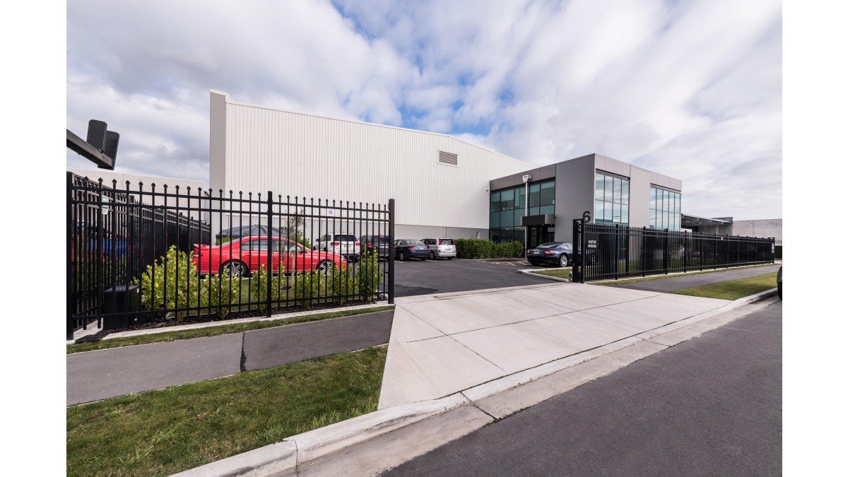 5a 2.1m Secura fence and vehicle gate installed at commercial property