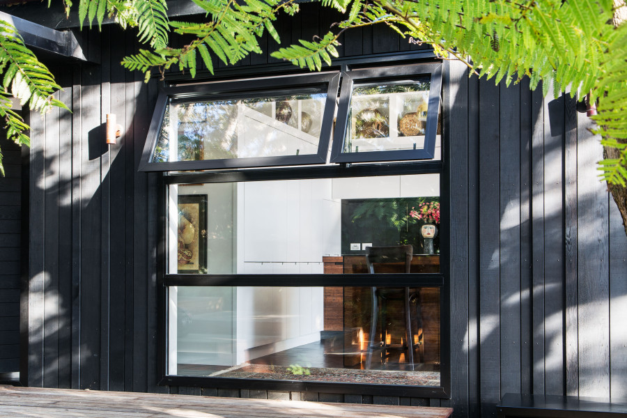 Metro Series ThermalHeart+®  Awning & Casement Windows