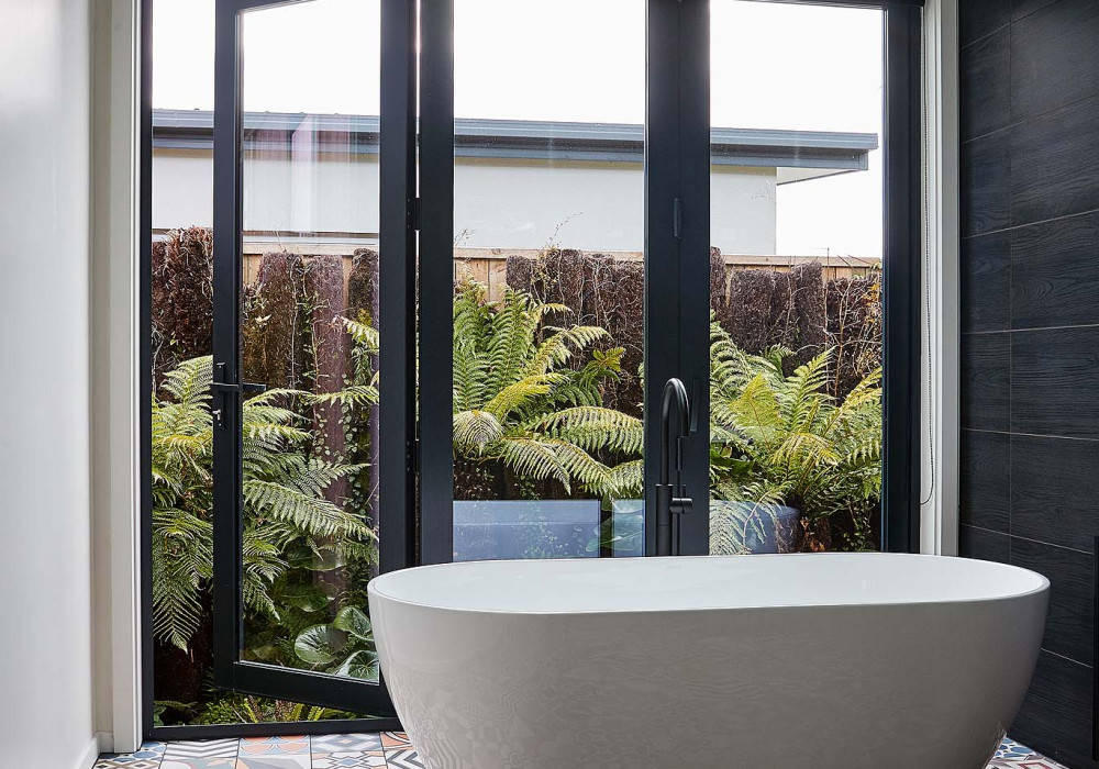 Residential Series ThermalHEART® Bi-Fold Doors & Windows