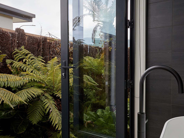 Residential Series ThermalHeart+® Bi-Fold Doors & Windows
